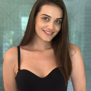 Seamless Black Strapless Bra – Everyday Comfort with a Sleek Fit